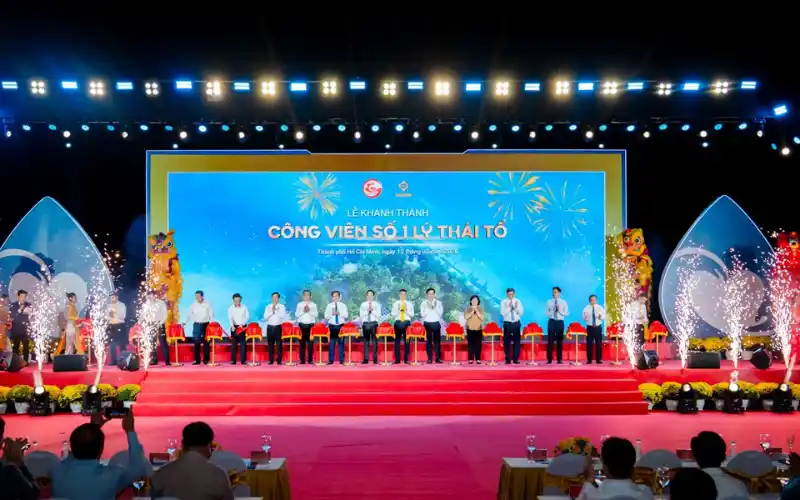 Công viên số 1 Lý Thái Tổ (công viên giọt nước) tại Sài Gòn vừa được khánh thành (12/2/2026)